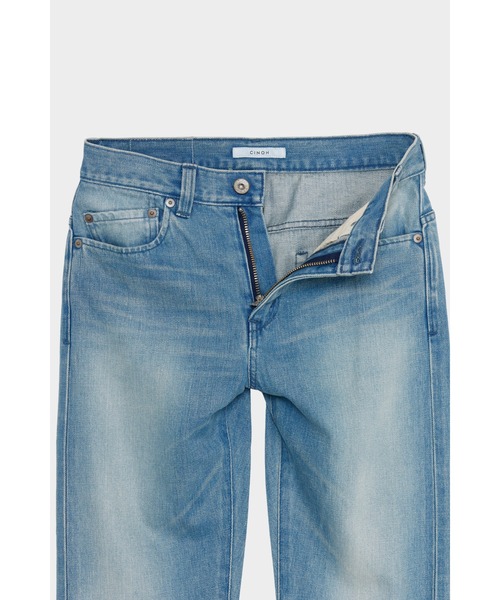 CINOH（チノ）の「HI-WAIST SLIM STRAIGHT（デニムパンツ・レディース・ダークブルー/ライトブルー・24/25/26）」の9枚目の写真
