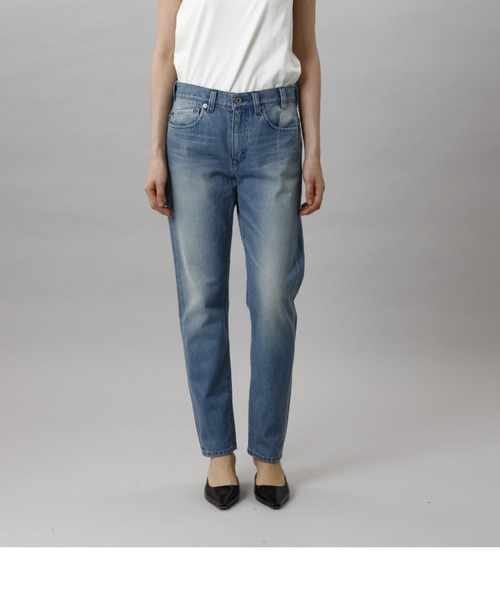 CINOH（チノ）の「HI-WAIST SLIM STRAIGHT（デニムパンツ・レディース・ダークブルー/ライトブルー・24/25/26）」の12枚目の写真