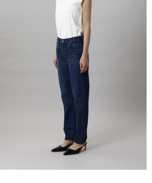 CINOH（チノ）の「HI-WAIST SLIM STRAIGHT（デニムパンツ・レディース・ダークブルー/ライトブルー・24/25/26）」の21枚目の写真