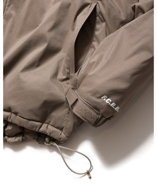 F.C.Real Bristol(エフシーレアルブリストル)の「VENTILATION PUFFER JACKET(ブルゾン・メンズ・モカ/ブラック・X-LARGE/LARGE/MEDIUM/SMALL/XX-LARGE)」の7枚目の写真