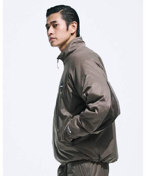 F.C.Real Bristol(エフシーレアルブリストル)の「VENTILATION PUFFER JACKET(ブルゾン・メンズ・モカ/ブラック・X-LARGE/LARGE/MEDIUM/SMALL/XX-LARGE)」の14枚目の写真