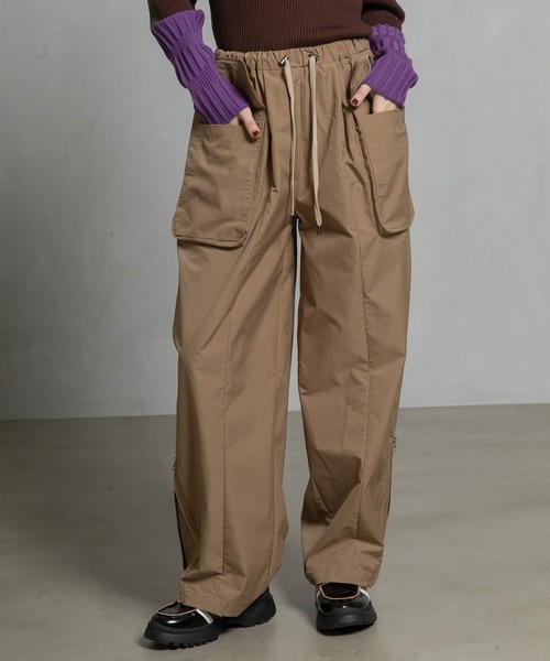 MARECHAL TERRE（マルシャルテル）の「カーゴパンツ（その他パンツ・レディース・ベージュ/ネイビー/ブラック/カーキ・MEDIUM）」の2枚目の写真