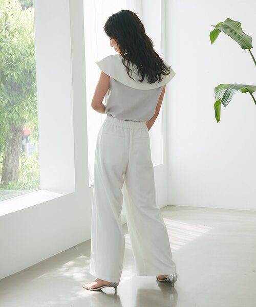 La boutique BonBon(ラブティックボンボン)の「アシメビッグカラーブラウス(シャツ/ブラウス・レディース・ライトグレー/ネイビー・FREE)」の10枚目の写真