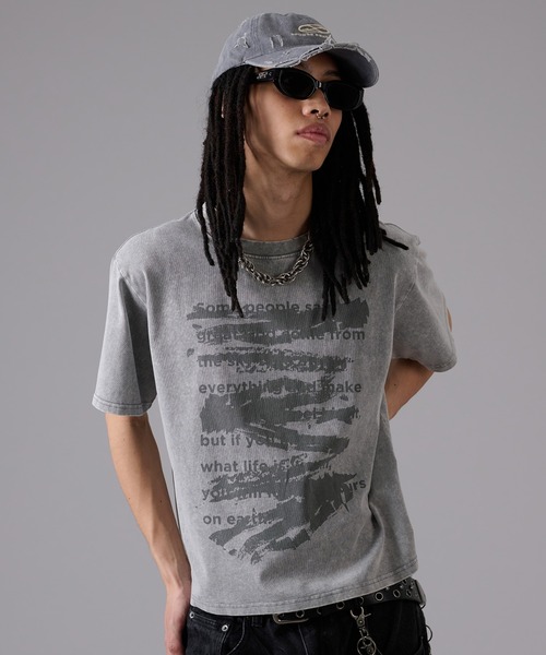 ANDER HUNK(アンダーハンク)の「Word Destroy Gpaphic T-shirt / ワードデストロイグラフィックTシャツ(Tシャツ/カットソー・メンズ・ブラウン/グレー/ブラック・MEDIUM/LARGE)」の3枚目の写真