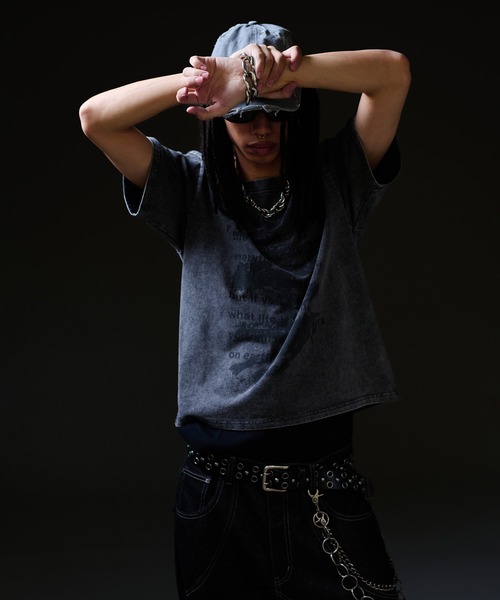 ANDER HUNK(アンダーハンク)の「Word Destroy Gpaphic T-shirt / ワードデストロイグラフィックTシャツ(Tシャツ/カットソー・メンズ・ブラウン/グレー/ブラック・MEDIUM/LARGE)」の8枚目の写真
