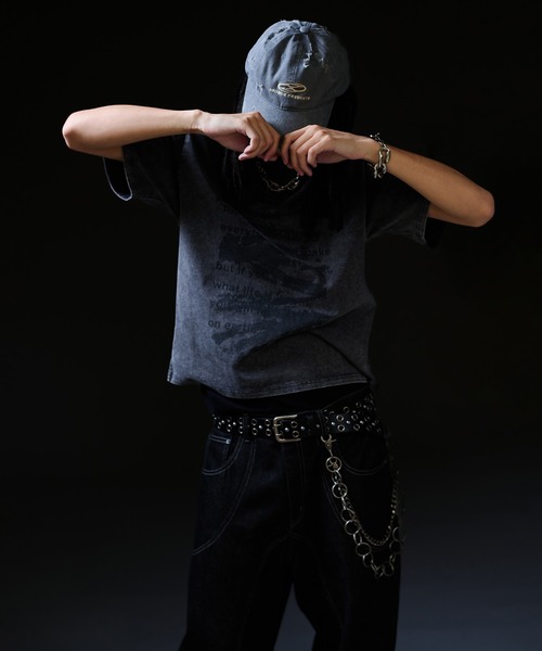 ANDER HUNK(アンダーハンク)の「Word Destroy Gpaphic T-shirt / ワードデストロイグラフィックTシャツ(Tシャツ/カットソー・メンズ・ブラウン/グレー/ブラック・MEDIUM/LARGE)」の9枚目の写真