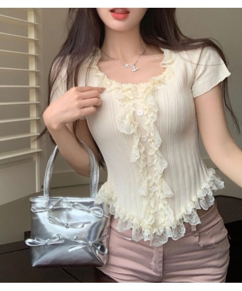 Uenui（ウニュイ）の「【 cunii 】 フリルレースリブカーデトップス（Tシャツ/カットソー・レディース・ホワイト/ブラック/ベージュ系/グリーン/ピンク・FREE）」の4枚目の写真