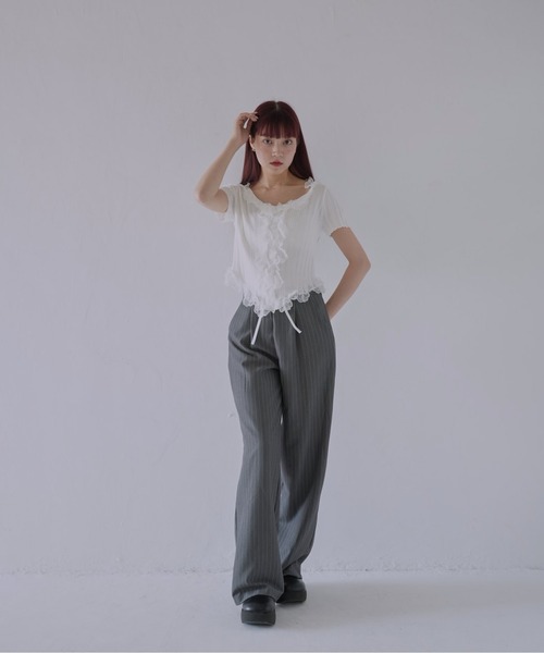 Uenui（ウニュイ）の「【 cunii 】 フリルレースリブカーデトップス（Tシャツ/カットソー・レディース・ホワイト/ブラック/ベージュ系/グリーン/ピンク・FREE）」の16枚目の写真