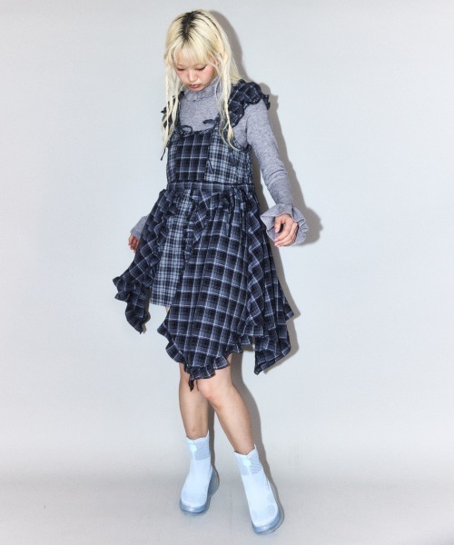 Candy Stripper（キャンディストリッパー）の「FRILL CHECK MINI ワンピース（ワンピース・レディース・ブラック/レッド・FREE）」の8枚目の写真