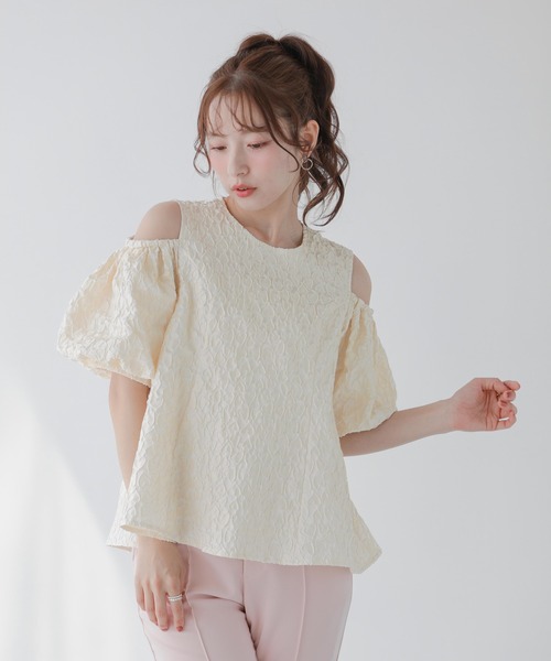 Fit more(フィットモア)の「ハートジャガードオフショルダーブラウス(シャツ/ブラウス・レディース・クリーム/ピンク/ブラック・FREE)」の1枚目の写真