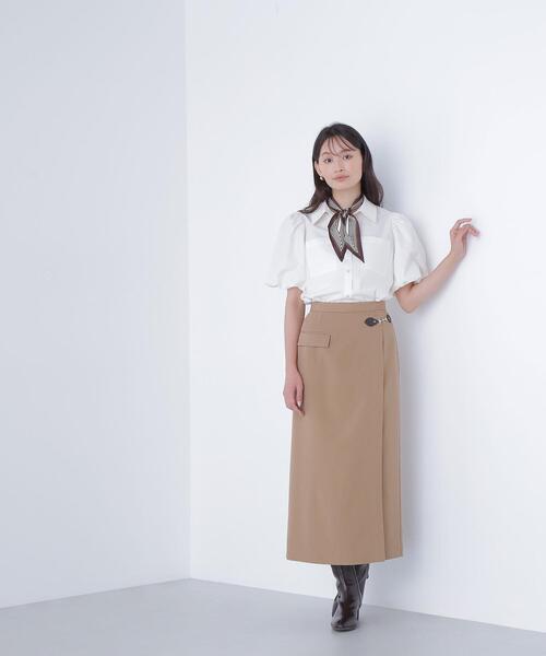 NATURAL BEAUTY BASIC(ナチュラルビューティーベーシック)の「◇スカーフ付バルーンスリーブシャツ(シャツ/ブラウス・レディース・オフホワイト/ワイン/ネイビー・FREE)」の11枚目の写真