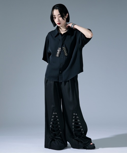 Ellno Loset(エルノロゼット)の「ノーブルビジューボウタイツキトロミシャツ(シャツ/ブラウス・メンズ・オフホワイト/ブラック/ブルーグレー・SMALL/MEDIUM/LARGE)」の16枚目の写真