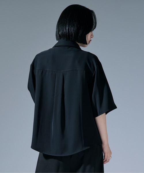 Ellno Loset(エルノロゼット)の「ノーブルビジューボウタイツキトロミシャツ(シャツ/ブラウス・メンズ・オフホワイト/ブラック/ブルーグレー・SMALL/MEDIUM/LARGE)」の14枚目の写真