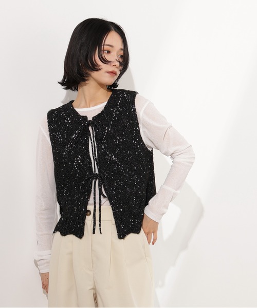 N.(N. Natural Beauty Basic)(エヌエヌナチュラルビューティーベーシック)の「ラメネップ透かし編みジレ(ベスト・レディース・ベージュ/オフホワイト/ブラック・MEDIUM)」の20枚目の写真