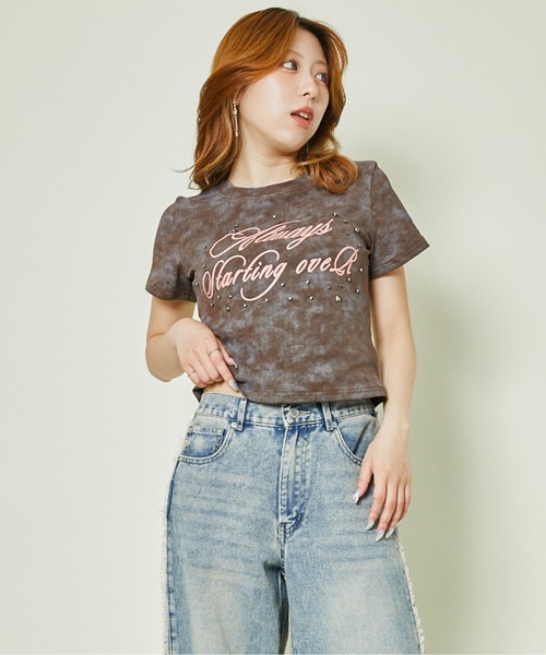 GORGE(ゴージ)の「《スタッズ×ロゴアート》ムラ感Tシャツ/エモ映えモード(Tシャツ/カットソー・レディース・ネイビー/ブラック/ブラウン・F)」の4枚目の写真
