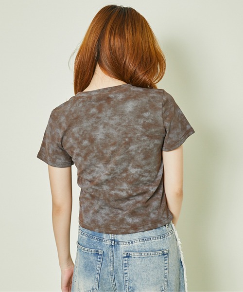 GORGE(ゴージ)の「《スタッズ×ロゴアート》ムラ感Tシャツ/エモ映えモード(Tシャツ/カットソー・レディース・ネイビー/ブラック/ブラウン・F)」の6枚目の写真