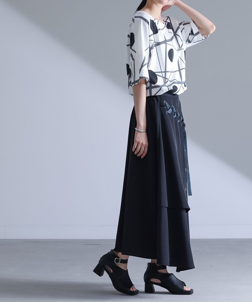 kOhAKU（コハク）の「『ハトメレースアップスカート』（スカート・レディース・モカ/ブラック・2/1）」の11枚目の写真