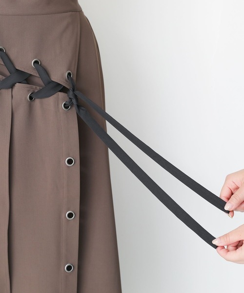 kOhAKU（コハク）の「『ハトメレースアップスカート』（スカート・レディース・モカ/ブラック・2/1）」の6枚目の写真