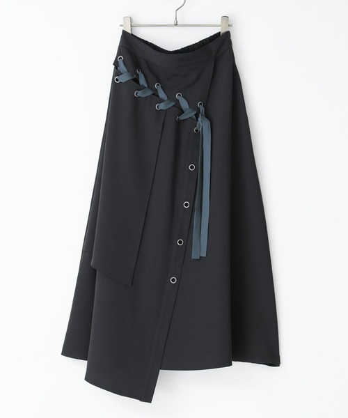 kOhAKU（コハク）の「『ハトメレースアップスカート』（スカート・レディース・モカ/ブラック・2/1）」の4枚目の写真