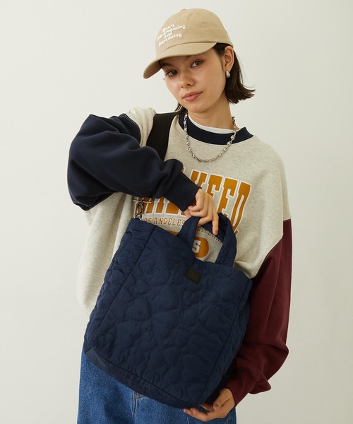 MILKFED.（ミルクフェド）の「HEART QUILTED BAG（ショルダーバッグ・レディース・オフホワイト/ピンク/ネイビー・ONE SIZE）」の9枚目の写真