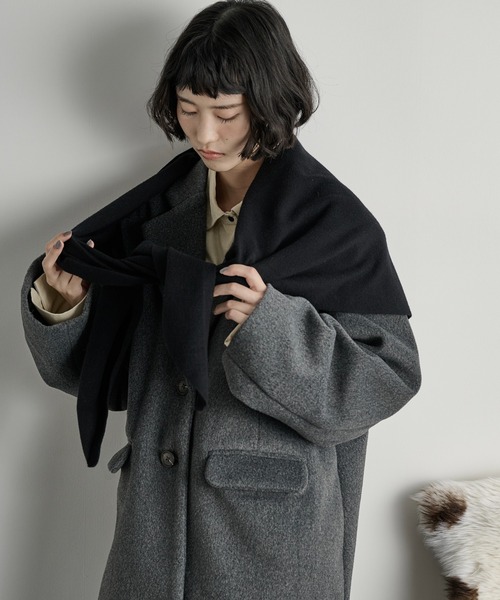 THE YOn（ザヨン）の「ウールトライアングルストール（ストール/ショール・レディース・ブラウン/ベージュ/ブラック/ホワイト×ブラック・FREE）」の19枚目の写真