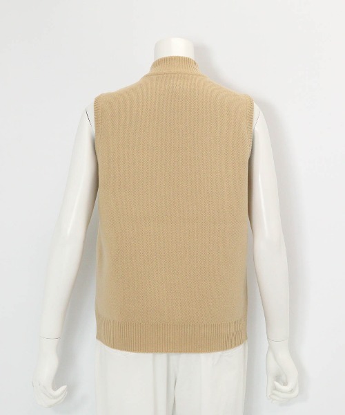 プードル柄発熱ニットベスト（ベスト）｜Picone CLUB（ピッコーネ