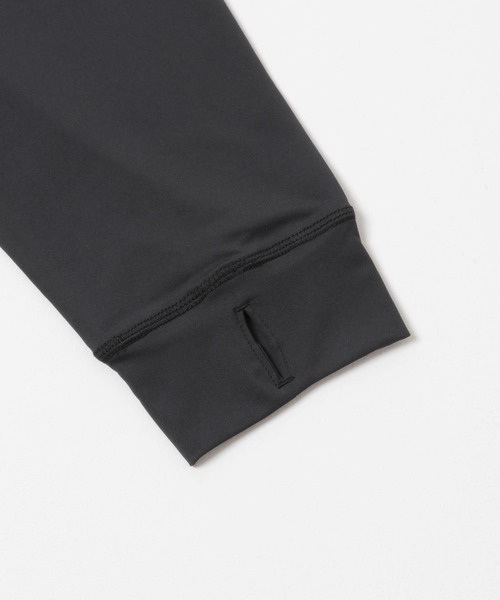 NANGA（ナンガ）の「『別注』NANGA×URBAN RESEARCH RASH GUARD LONG-SLEEVE（Tシャツ/カットソー・メンズ・ブラック/チャコールグレー・LARGE/MEDIUM）」の14枚目の写真