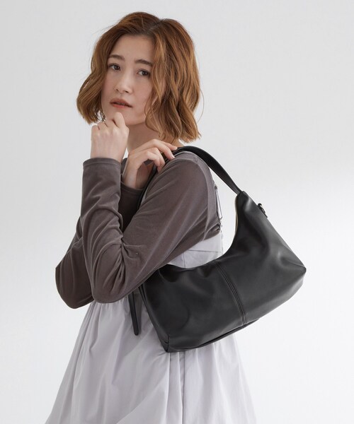 grove(グローブ)の「Tバー2WAYワンショルダーバッグ(ショルダーバッグ・レディース・ボルドー/アイボリー/ブラック・00)」の1枚目の写真