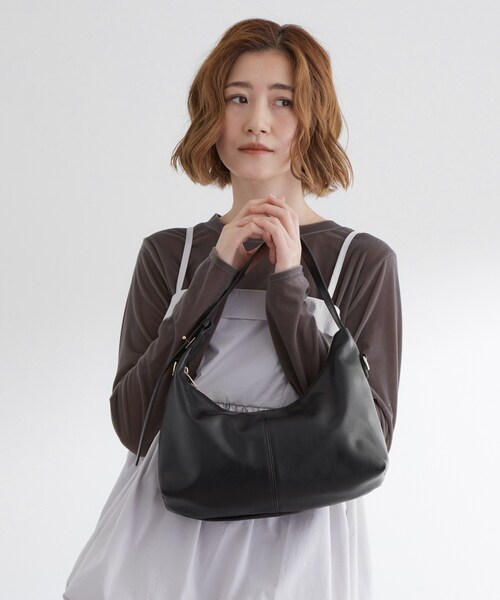 grove(グローブ)の「Tバー2WAYワンショルダーバッグ(ショルダーバッグ・レディース・ボルドー/アイボリー/ブラック・00)」の6枚目の写真
