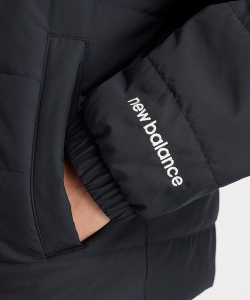 NEW BALANCE（ニューバランス）の「パデッドショートレングスジャケット（ブルゾン・レディース・ブラック/オフホワイト・SMALL/MEDIUM/LARGE/X-LARGE）」の12枚目の写真