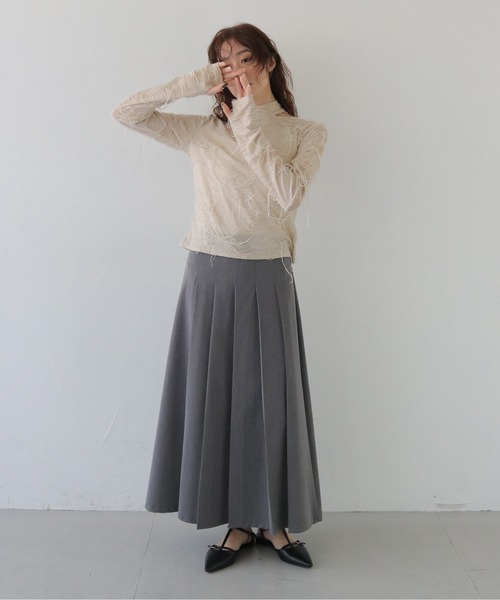 CLEIO(クレイオ)の「【CLEIO】花ジャガードシアートップス FLOWER JACQUARD SHEER TOPS/980-14601(Tシャツ/カットソー・レディース・ブラック/ライトベージュ・FREE)」の19枚目の写真