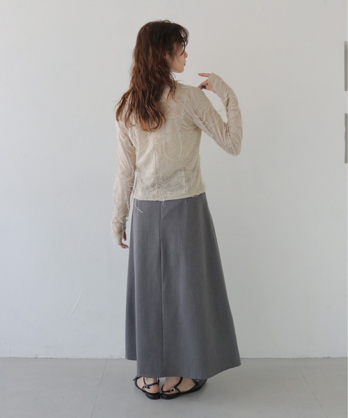 CLEIO(クレイオ)の「【CLEIO】花ジャガードシアートップス FLOWER JACQUARD SHEER TOPS/980-14601(Tシャツ/カットソー・レディース・ブラック/ライトベージュ・FREE)」の15枚目の写真