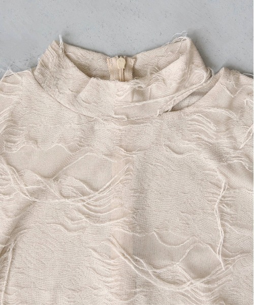 CLEIO（クレイオ）の「【CLEIO】花ジャガードシアートップス FLOWER JACQUARD SHEER TOPS/980-14601（Tシャツ/カットソー・レディース・ブラック/ライトベージュ・FREE）」の13枚目の写真