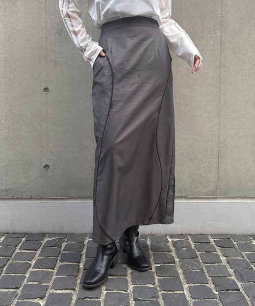 &g'aime(アンジェム)の「【&g'aime】カーブラインシャンブレースカート Curve Line Chambray Skirt(スカート・レディース・チャコールグレー/パープル・FREE)」の1枚目の写真