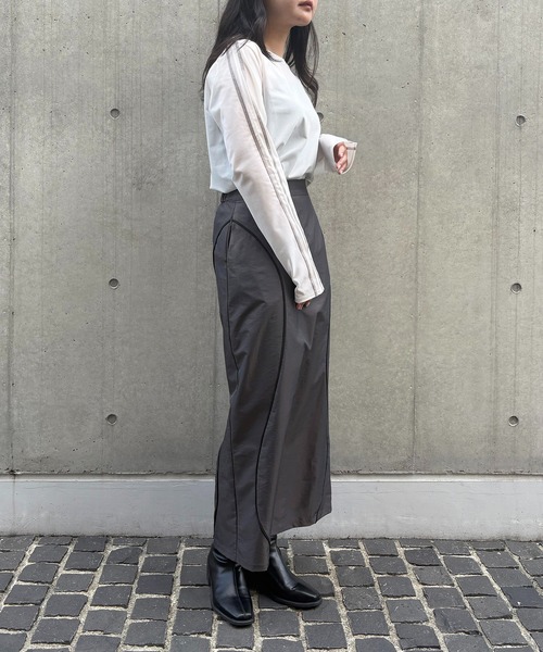 &g'aime(アンジェム)の「【&g'aime】カーブラインシャンブレースカート Curve Line Chambray Skirt(スカート・レディース・チャコールグレー/パープル・FREE)」の12枚目の写真