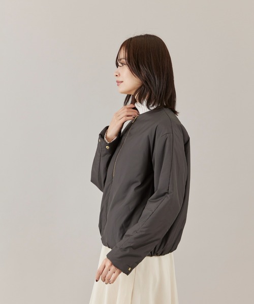 INED（イネド）の「LIMONTA EAST ノーカラー中綿ブルゾン（ブルゾン・レディース・キャメル/ブラック・9号/7号）」の18枚目の写真