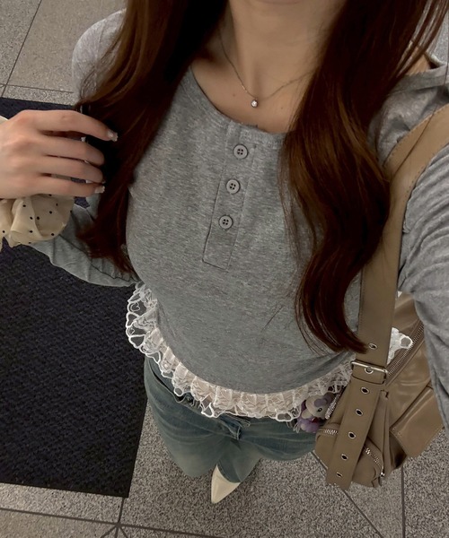 continuer de NICE CLAUP（コンティニューデナイスクラップ）の「レースホルターTOPS（Tシャツ/カットソー・レディース・ボルドー/ライトブルーグレー/ブラック/グレー・FREE）」の15枚目の写真