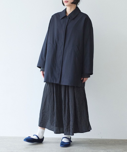 yuni（ユニ　）の「evodown　middle　length　コート（その他アウター・レディース・チャコールグレー/ネイビー・FREE）」の3枚目の写真