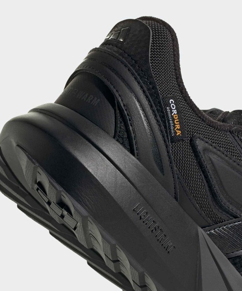 adidas(アディダス)の「ライトブレイズATRシューズ / LIGHTBLAZE ATR U / アディダス adidas(スニーカー・メンズ・ブラック・23.0cm/28.5cm/28.0cm/27.5cm/27.0cm/26.5cm/26.0cm/25.5cm/25.0cm/24.5cm/24.0cm/23.5cm/22.5cm/29.0cm)」の7枚目の写真