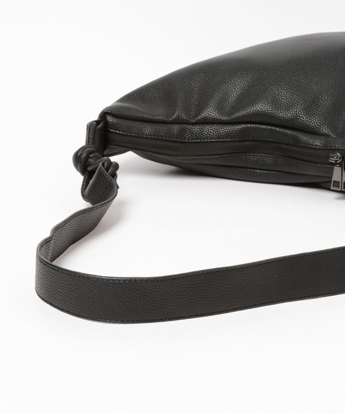 AMIクロワッサンBAG(HARE)