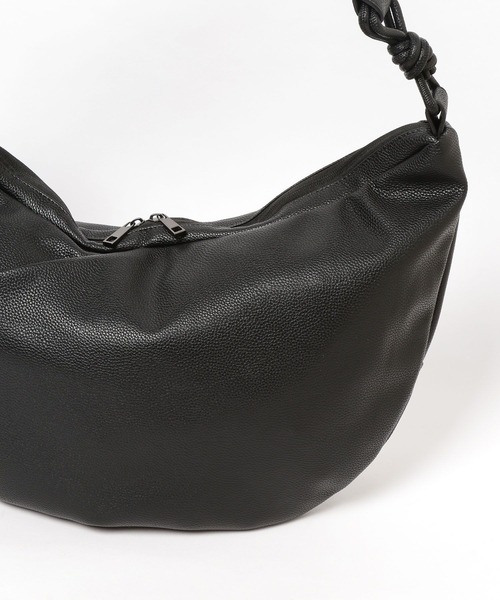 AMIクロワッサンBAG(HARE)