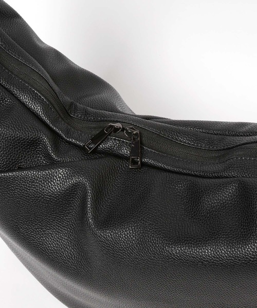 AMIクロワッサンBAG(HARE)