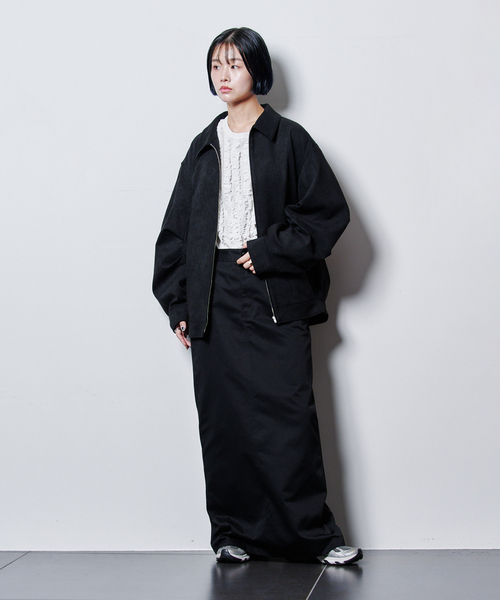 TAAKK(ターク)の「TAAKK RUFFLE PRINT T-SHIRTS TA825AW-JR092:Tシャツ(Tシャツ/カットソー・レディース・ブラック/ホワイト・MEDIUM)」の4枚目の写真