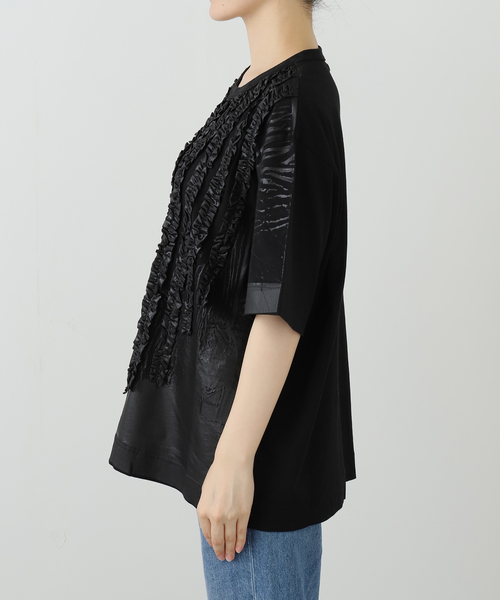 TAAKK(ターク)の「TAAKK RUFFLE PRINT T-SHIRTS TA825AW-JR092:Tシャツ(Tシャツ/カットソー・レディース・ブラック/ホワイト・MEDIUM)」の8枚目の写真