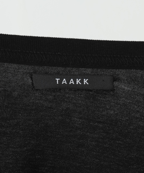 TAAKK(ターク)の「TAAKK RUFFLE PRINT T-SHIRTS TA825AW-JR092:Tシャツ(Tシャツ/カットソー・レディース・ブラック/ホワイト・MEDIUM)」の13枚目の写真