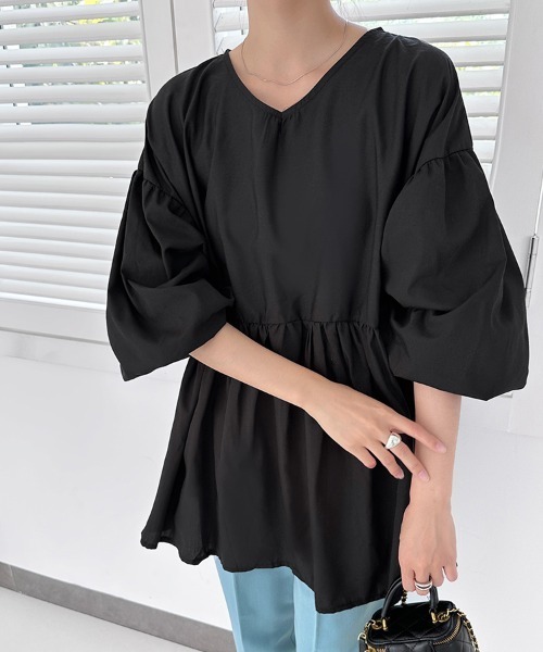 ONEP STAR(ワンピスター)の「ギャザー入りパフスリーブブラウス(シャツ/ブラウス・レディース・ホワイト/ブラック/グレー/ライトカーキ・FREE)」の1枚目の写真
