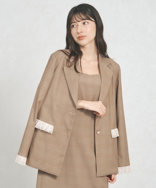 31 Sons de mode（トランテアン　ソン　ドゥ　モード）の「WEB限定アイテム チュールフリルジャケット（テーラードジャケット・レディース・ピンク/アイボリー/ブラウン系・ﾌﾘ-）」の17枚目の写真