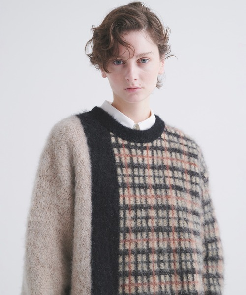CULLNI(クルニ)の「CULLNI for DAKS LONDON Asymmetrical Mohair Shaggy Pullover Knit(ニット/セーター・メンズ・ブラック×ブラック/ブラック×ベージュ/チャコール/チェック・0/1/2)」の20枚目の写真
