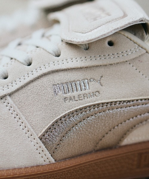 PUMA（プーマ）の「PALERMO PREMIUM METALLIC　404021-01（スニーカー・メンズ・ベージュ・27.0cm/26.5cm/26.0cm/25.5cm/29.0cm/28.5cm/24.0cm/23.5cm/23.0cm/22.5cm/28.0cm/27.5cm/25.0cm/24.5cm）」の5枚目の写真