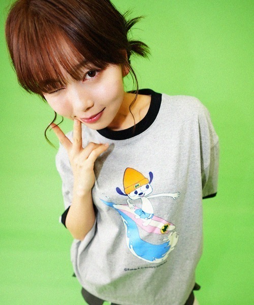 L.H.P（エルエイチピー）の「Parappa The Rapper/パラッパラッパー/プリント リンガー半袖 TEE（Tシャツ/カットソー・レディース・グレー/ブラック・M/L）」の5枚目の写真